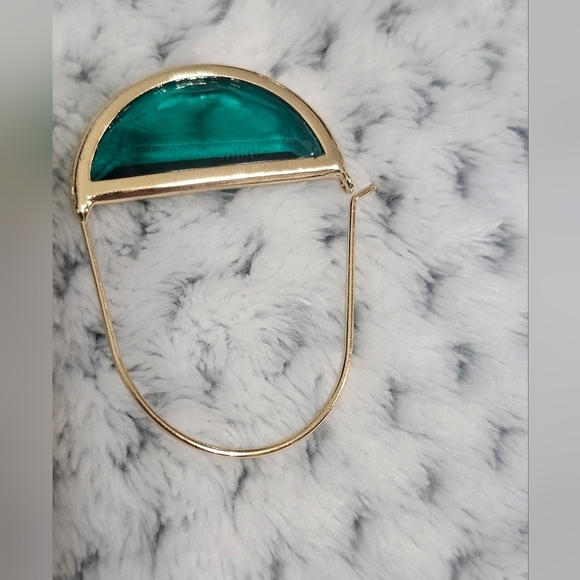Trendy Teal Semi Circle Stone and Gold Tone Hoops - New - Picture 5 of 5